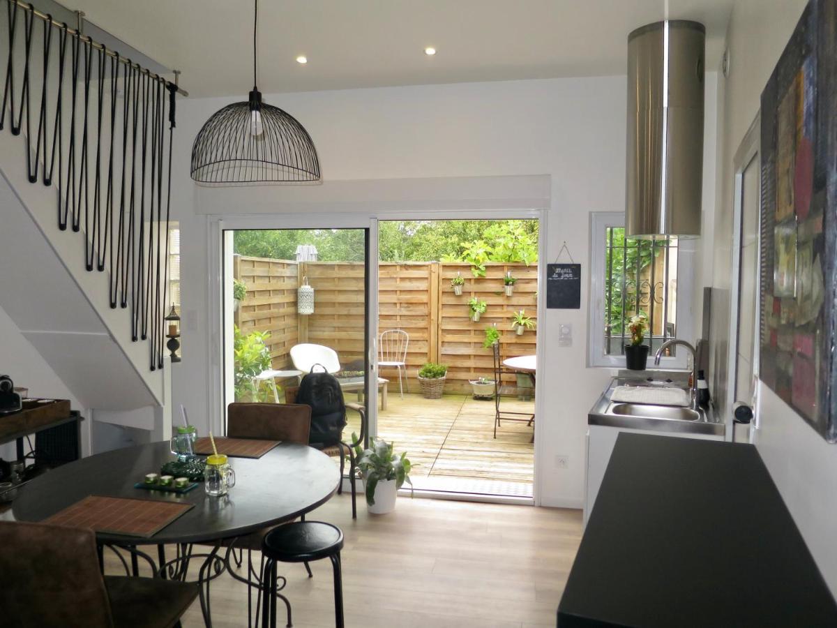 Duplex Contemporain Terrasse Exterieure Parking Leves Exterior foto