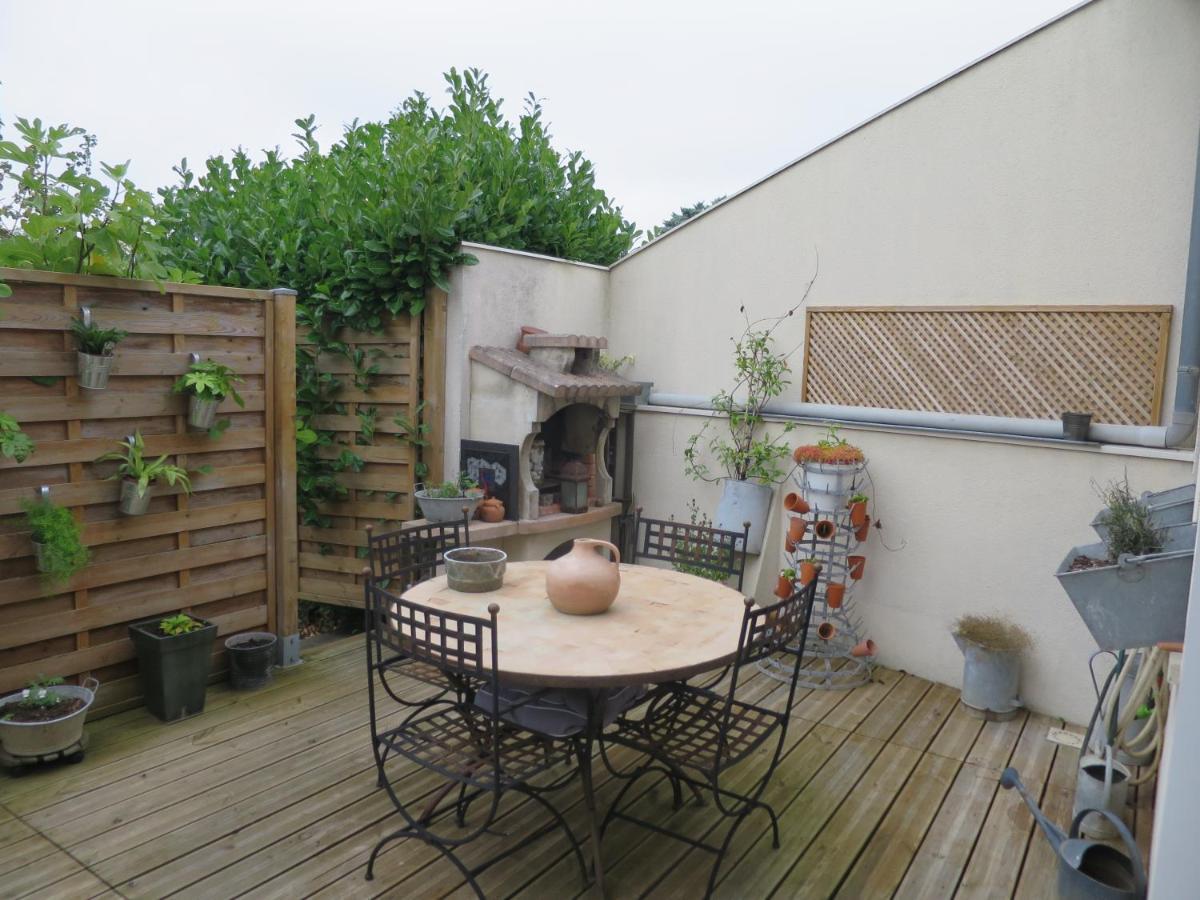 Duplex Contemporain Terrasse Exterieure Parking Leves Exterior foto