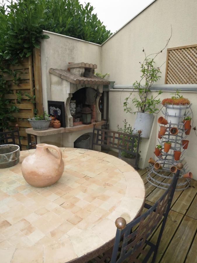 Duplex Contemporain Terrasse Exterieure Parking Leves Exterior foto