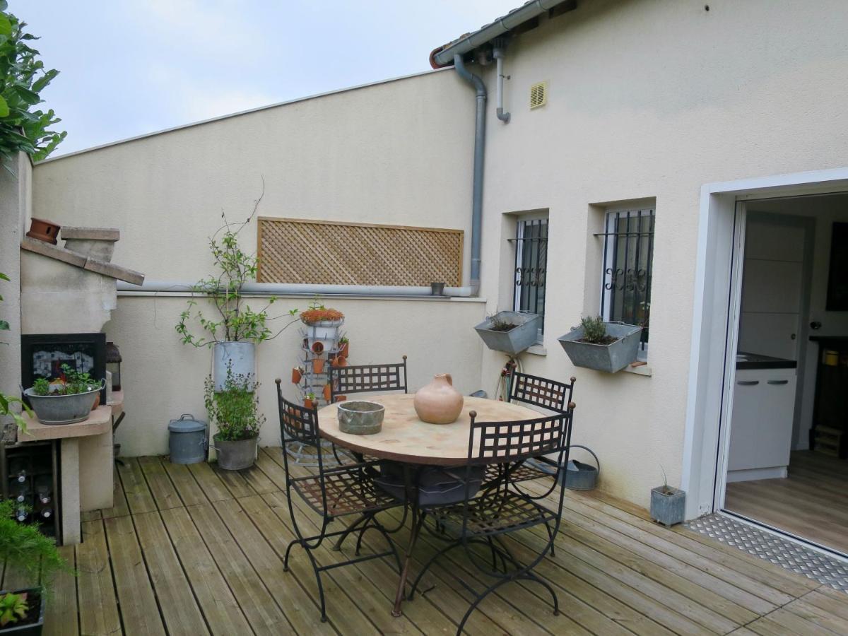 Duplex Contemporain Terrasse Exterieure Parking Leves Exterior foto